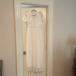 NWOT lace maxi dress